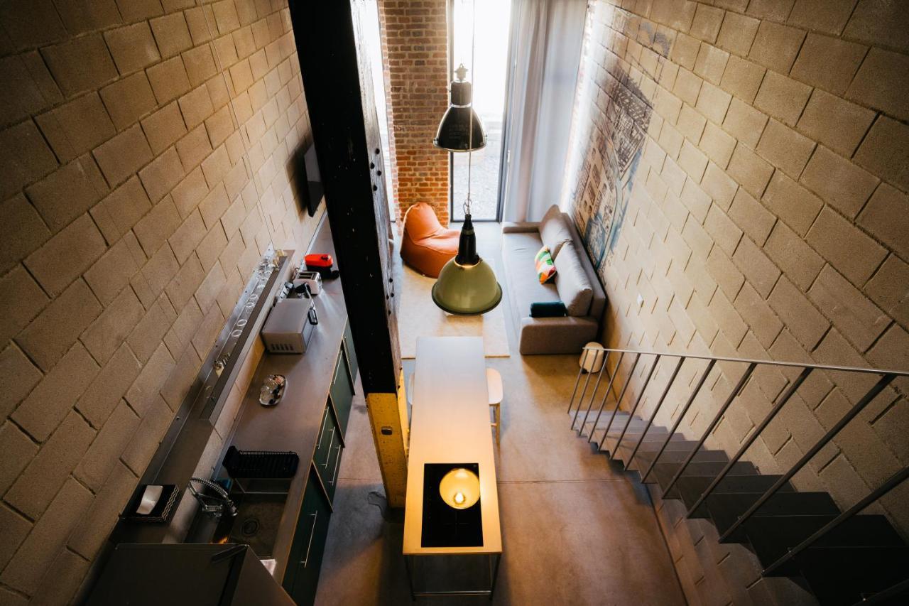 Smaltovna Lofty Appartement Lučenec Buitenkant foto