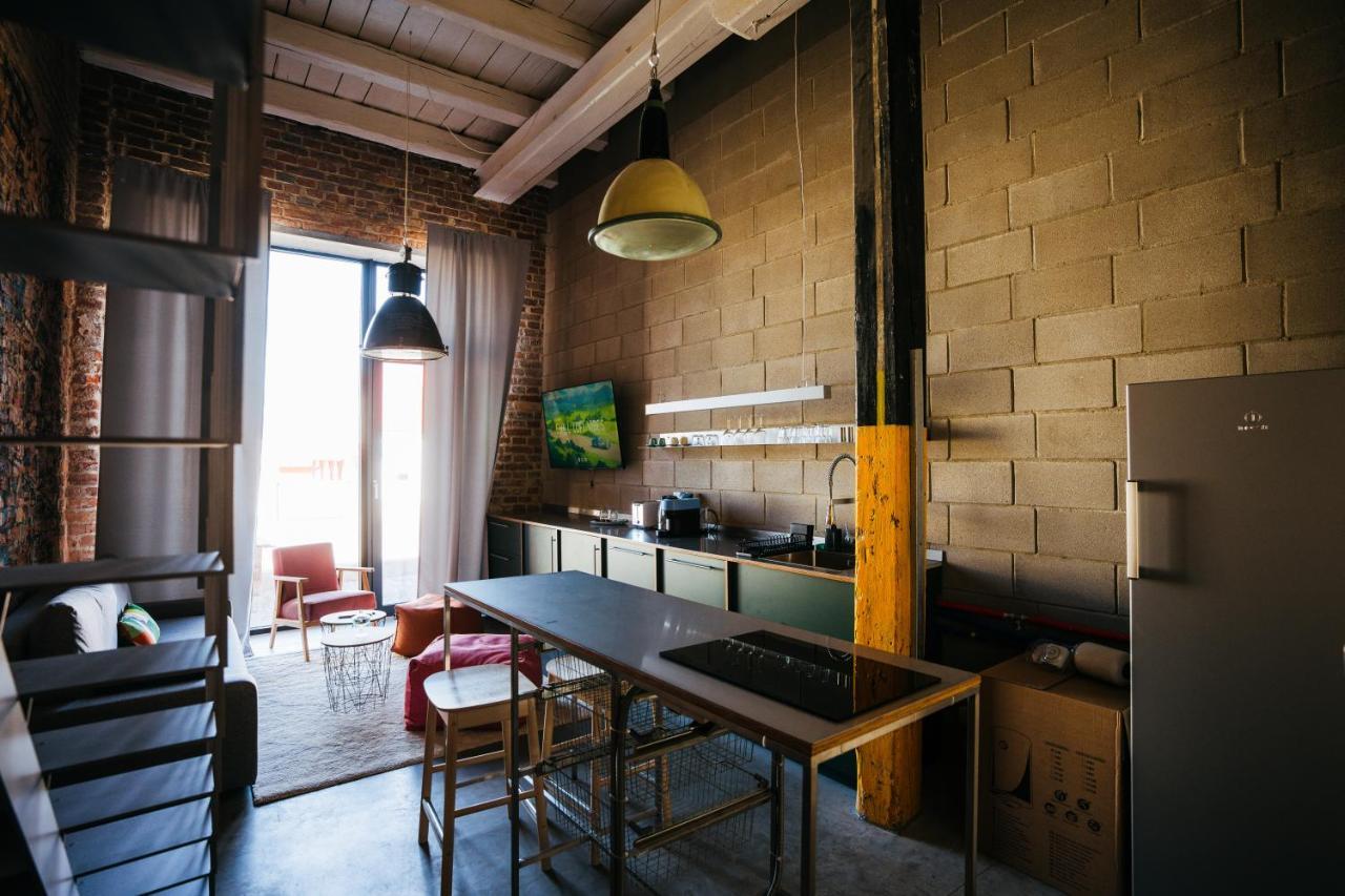 Smaltovna Lofty Appartement Lučenec Buitenkant foto