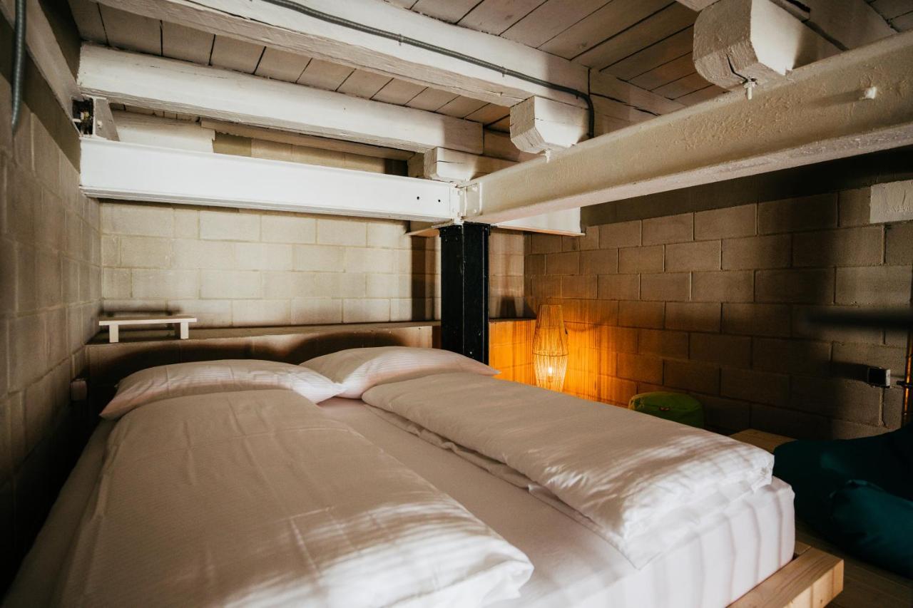 Smaltovna Lofty Appartement Lučenec Buitenkant foto